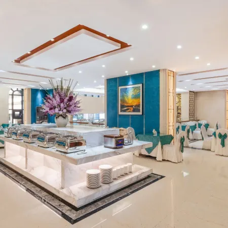 YingJiang SHIMIWADI Hotel