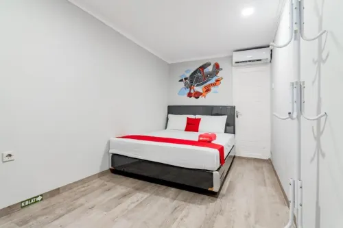 RedDoorz Plus Near Lembang Park & Zoo