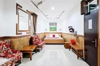 RedDoorz at Alvaro Butik Hotel Citeko Puncak