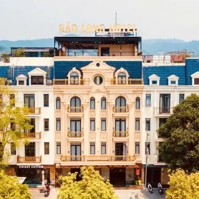 Bao Long Lao Cai Hotel Hotels near Hồ Chí Minh Park