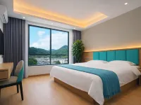 Hongya Hotel Nandan (jinfurong Square,Nandan Bus Station) Hotels in Nandan County