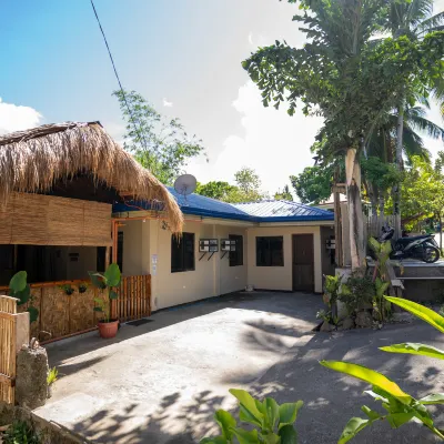 Isla Dos Homestay Hotels near LARA BEACH