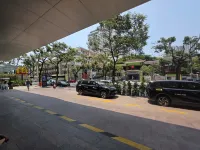 Gold Coast Luxury Apartment - Nha Trang Center 1810 Отели в г. 