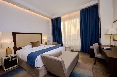 Helnan Mamoura Hotel & Events Center Hôtels à proximité de : Plage de Mamoura