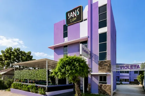 SANS Vibes Violeta Inn Jambi - 3 ดาว