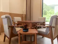 江山康瀾酒店（商洛秦嶺江山景區店） - 停車場