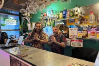 Roxx Social Hostel, Cafe & Bistro - بار