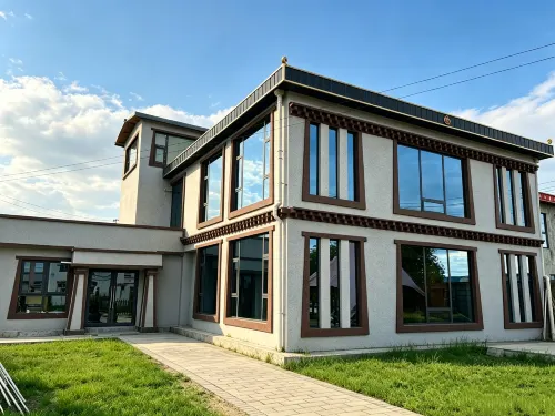 Ga'erdongzan Homestay - parking