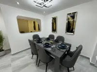 Luxury 3BR Home, Central Manchester - Pensions