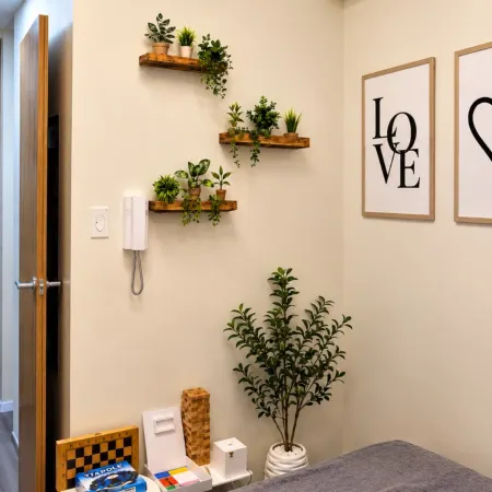 Grey & Wood 1BR w/ Pool View | Shore 2 Near MOA