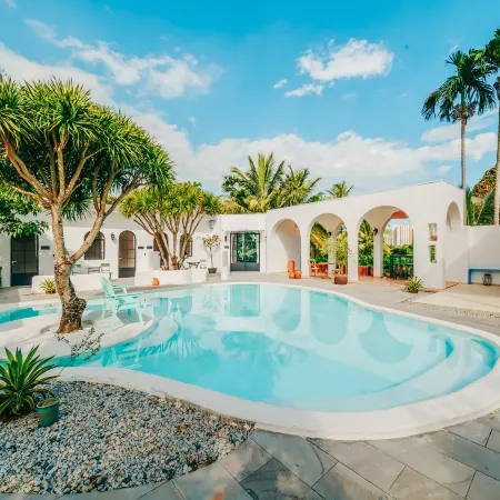 Floral Hotel · Cijian (Wanning Shenzhou Peninsula Tourist Highway) Hotels in Wanning