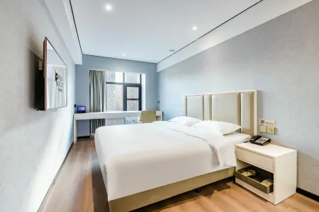 Rezen Select Hotel (Yanshi Yaxin Lexiangmao Commercial) Отели рядом с достопримечательностью «Yanshi Museum»