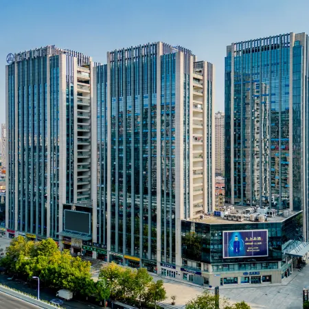 Hefei Yipin Hotel (Greenland Bohai Zhugang Subway Station)