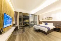 Zhenyuan Bamboo Inn
