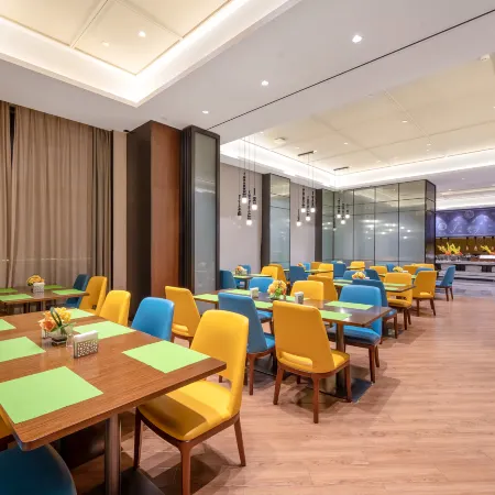Hampton by Hilton Xichang Qionghai