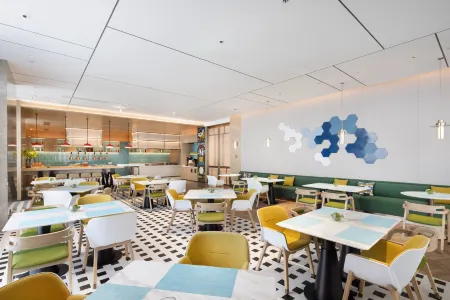 Home2 Suites by Hilton Liaocheng Dongchang Отели в г. Ляочен