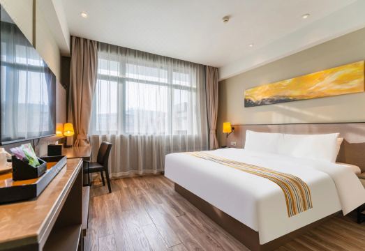 1. 홈 인 플러스 ..