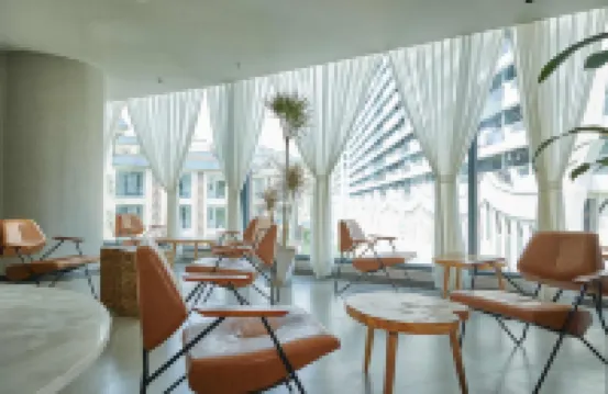 西雙版納景洪雲瀾夕上·高空江景設計酒店（告莊西雙景星光夜市店）