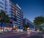 Yixuan Hotel (Chenzhou Yuhou Street Bubugao New World Store)