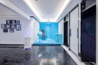 Rezen Select Hotel (Wenshan Dongfeng Road Pedestrian Street)