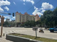 Seaview and Grand Hotel Hotels in Menghai