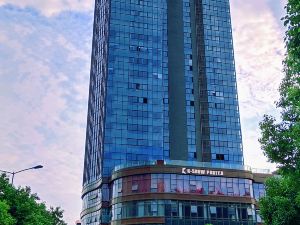 Chongqing Yuman Hotel (Wanzhou Yixin Plaza)