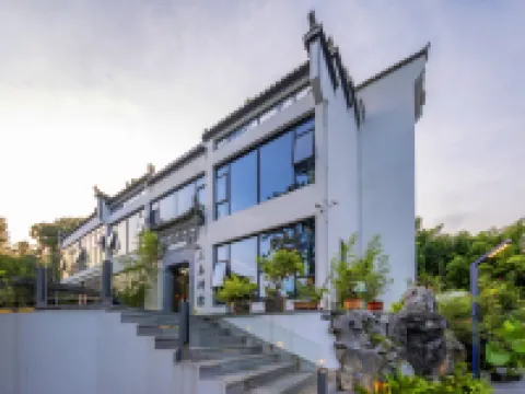 Floral Hotel·Huangshan shi’shangyisu hotel (Hongcun scenic area)