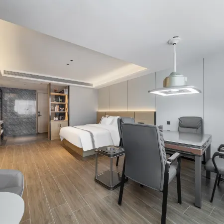 Wanyue Anman Hotel (Dongfang High-speed Railway Station Wanda Plaza)