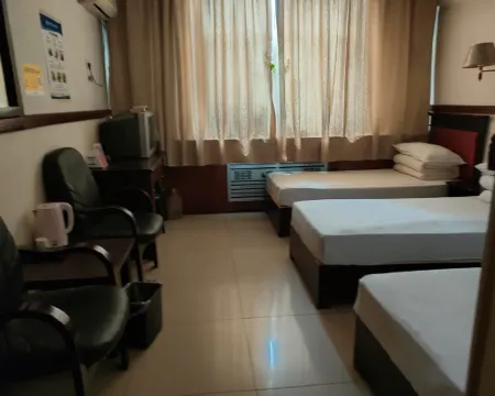 Shihezi Huaxi Hotel Hotels in Manas County