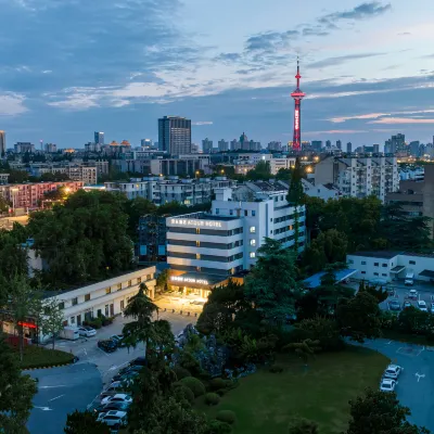 Nanjing Drum  Tower  Zhongshan North Road Atour Hotel Hotels near Gu Lou