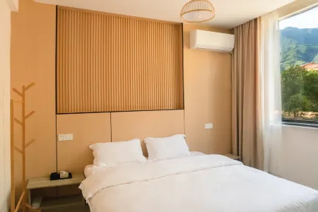 Yangshimu Town Shanbutian Residence Отели рядом с достопримечательностью «Yang Shi Mu»