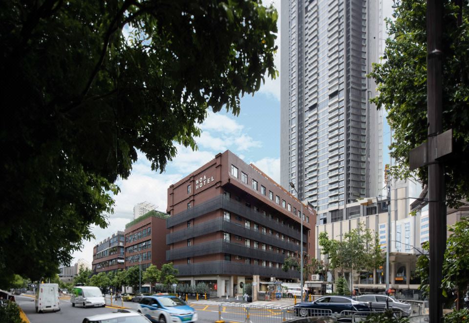 2. 노아 호텔 선전..