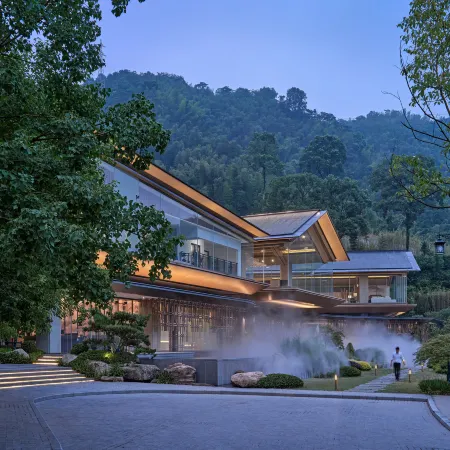 MingYueChuan·Infully Yunsu Hot Spring Hote
