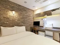 Hertz Hotel by onyu stay Hotels near Gallery All