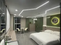 Tongchuan Oasis E-sports Hotel - 2-Star