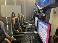 Sanya SOLOKING E-sports Hotel (Haitang Bay International Duty Free City)