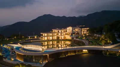Dongcheng Mountain Villa Hotels near Xiufeng Temple