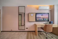 IU Hotel (Chongqing Fengdu Ghost City) - Pet Friendly