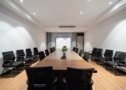 御峰ホテル 蒙自（滇南大商匯） 蒙自のホテル