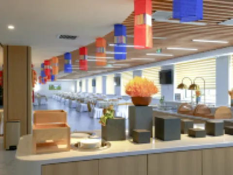 Saint Water Dragon Hotel Apartment Hotels in Longjing