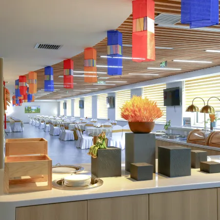 Saint Water Dragon Hotel Apartment Отели в г. Лунцзин