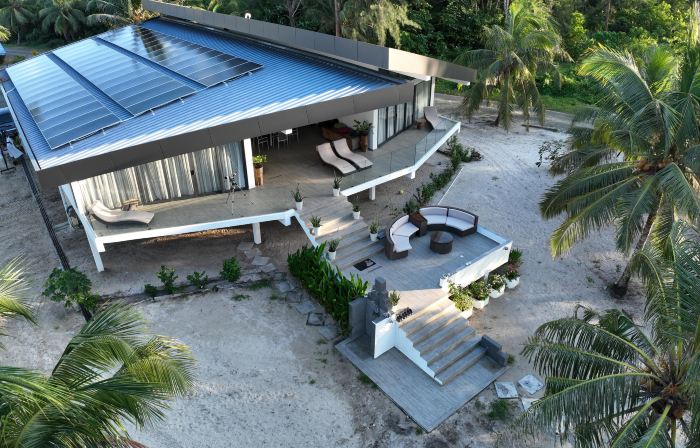 Eagle Bay Retreat (Sea View)