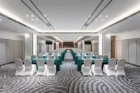 Holiday Inn Express Pingchang Hotels in Pingchang County