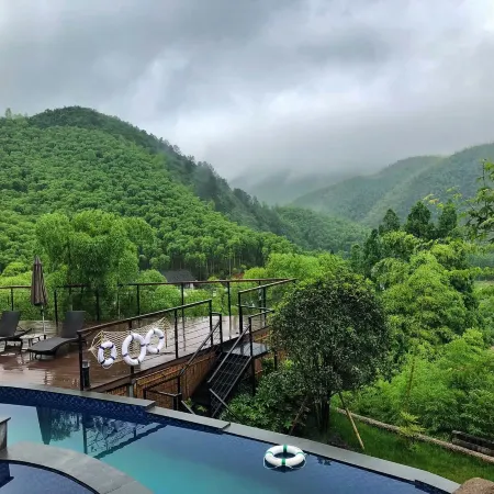 Xizhu Yunjian Hot Spring Villa