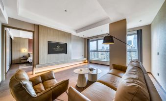 Ningbo Yinzhou Landison Hotel (Eastern Xincheng Branch)