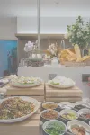 차팅 홀리데이 호텔 - 조식 운영