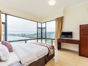 Green Seaview Holiday Apartment