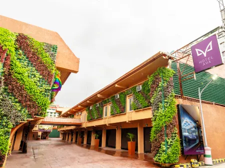 Hotel Ava Cuneta Отели рядом с достопримечательностью «Upside Down Museum»