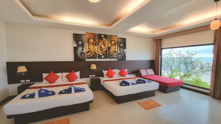 Golden Bay Cottage