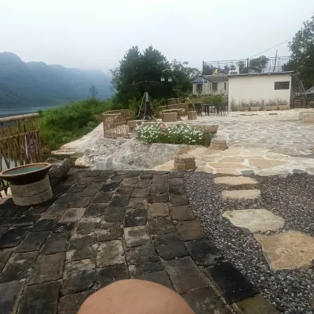 Far Peninsula Homestay